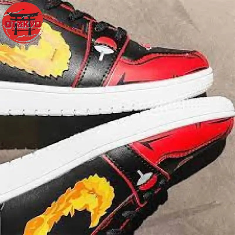 Sneakers Itachi Uchiha - Naruto Shippuden™