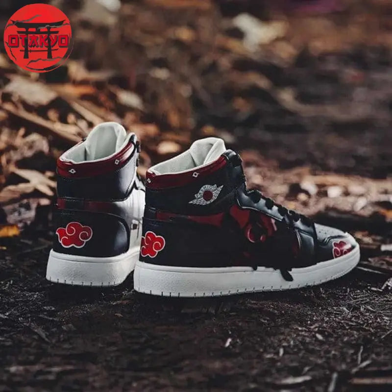 Sneakers Itachi Uchiha - Naruto Shippuden™